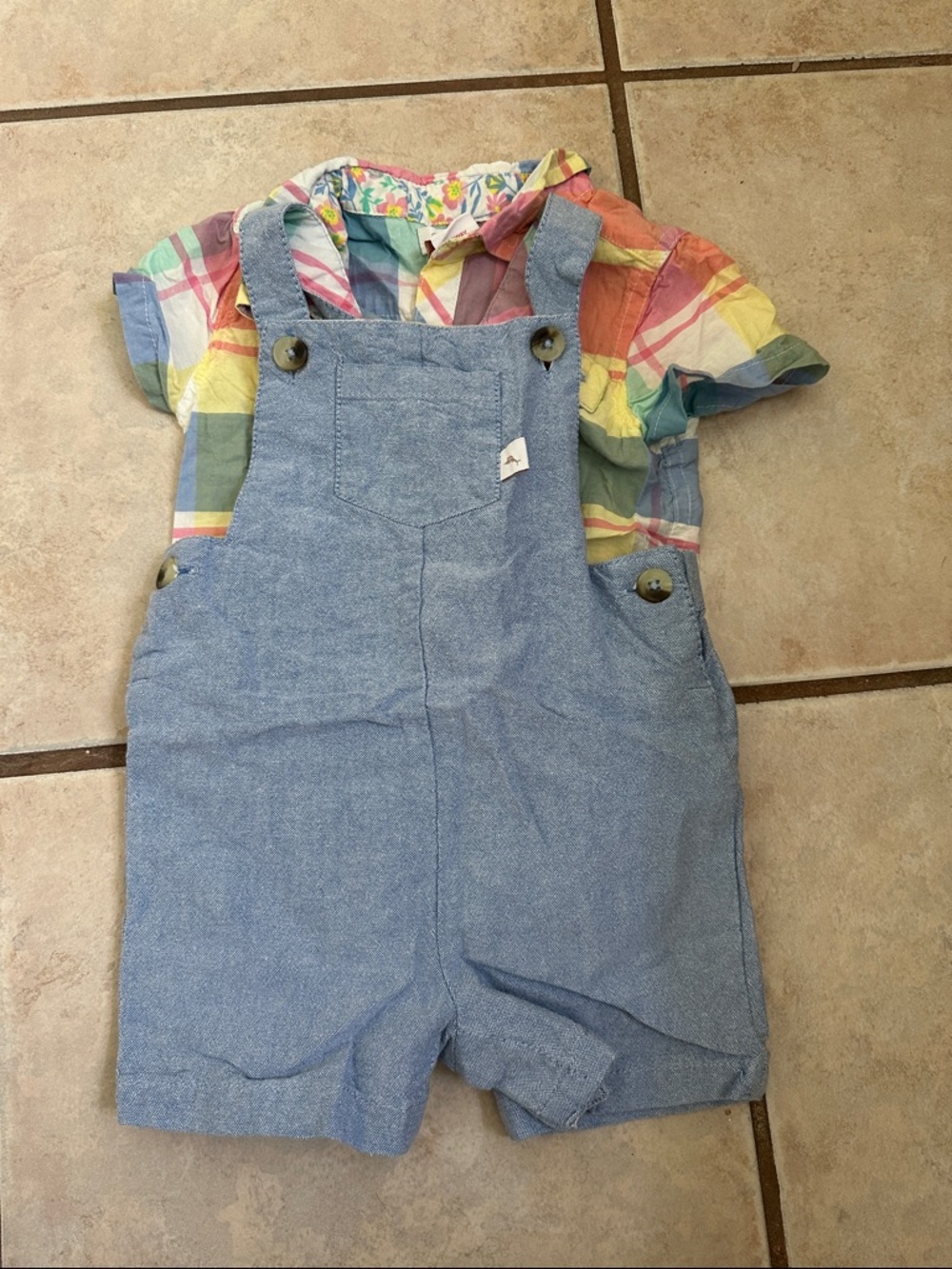Tommy Bahama Pastel Plaid Outfit Set